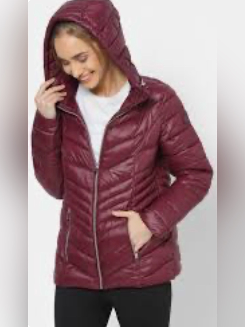 Women's Hooded Quilted Puffer Jacket - Burgundy